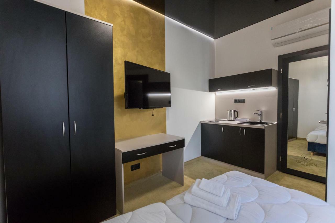 Apart Hotel Golden Apartments Košice Buitenkant foto