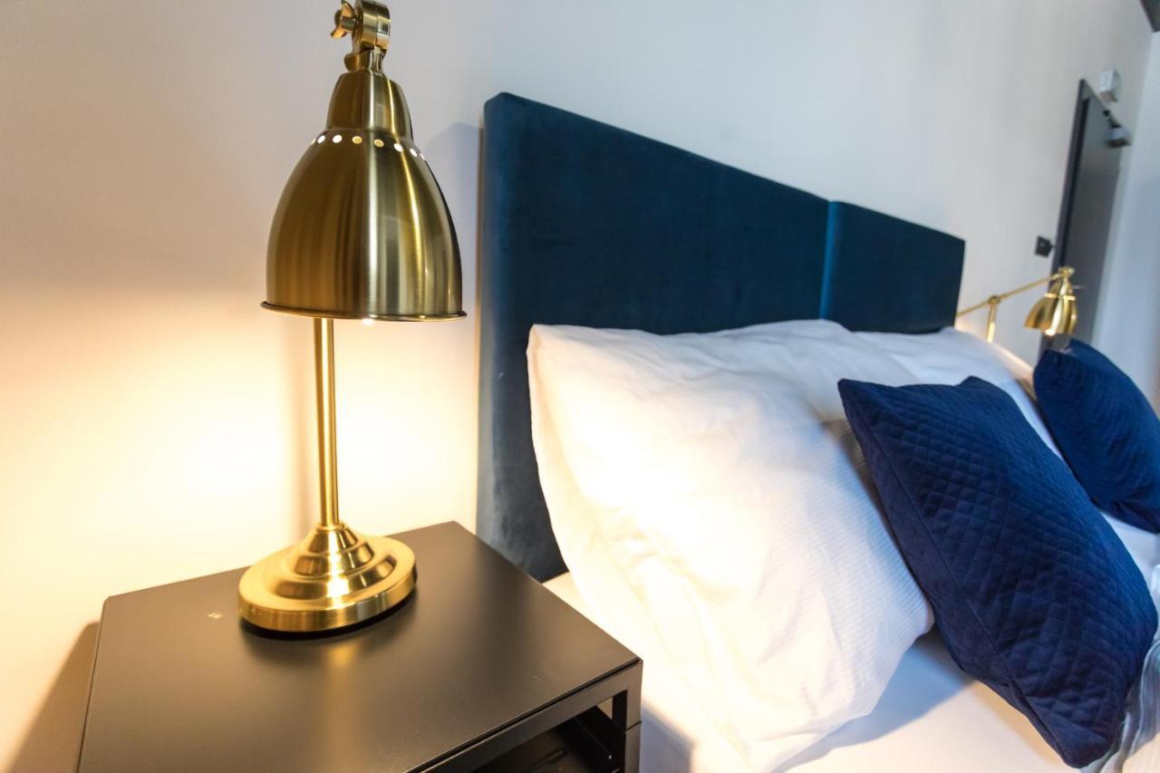 Apart Hotel Golden Apartments Košice Buitenkant foto